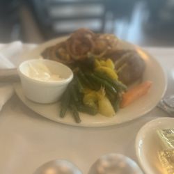 Zody's 19th Hole - Top Choice Certified Angus New York Strip