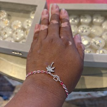 Oooh La La - Palm tree for the desert, paw print for my pup. Obsessed with my new bracelet! - Women's Clothing Near Me - Palm Springs, California Oooh La La - Palm tree for the desert, paw print for my pup. Obsessed with my new bracelet! - Women's Clothing Near Me - Palm Springs, California
