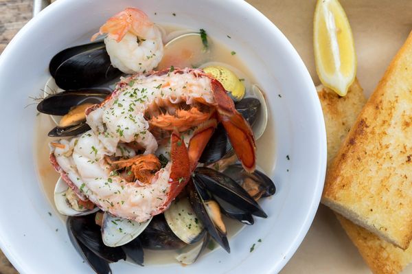 Photo of Lobster & Beer - Los Angeles, CA, US. Seafood Combo