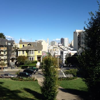 Lafayette Park - View towards Gough Street and the Financial District - Dog Parks Near Me - San Francisco, California Lafayette Park - View towards Gough Street and the Financial District - Dog Parks Near Me - San Francisco, California