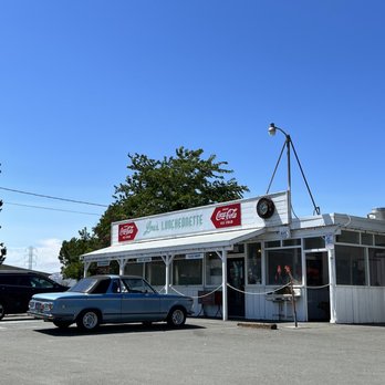 Lou's Luncheonette - Barbeque Near Me - Sonoma, California Lou's Luncheonette - Barbeque Near Me - Sonoma, California