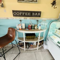 Ginny Bites - Cute condiment bar