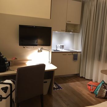 Flottwell Berlin - Mit kleiner Küchenzeile. Nützlich - Hotels Near Me - Berlin, BE
