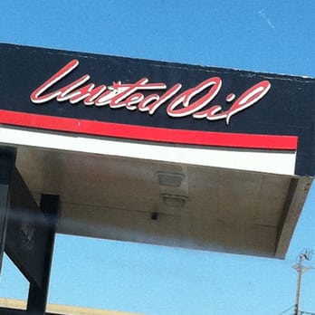 United Oil 76 - Gas Stations Near Me - Norwalk, California