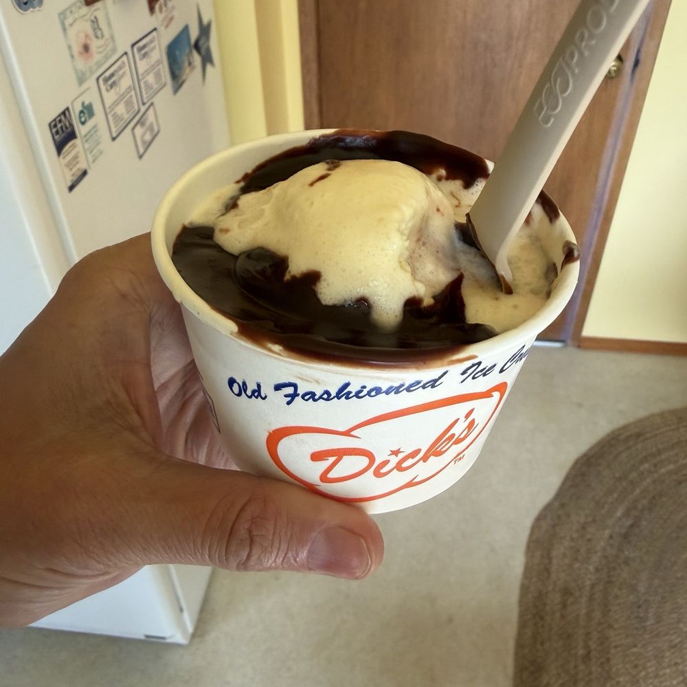 Dick's Drive-In - Hot fudge sundae - Burgers Near Me - Edmonds, Washington Dick's Drive-In - Hot fudge sundae - Burgers Near Me - Edmonds, Washington