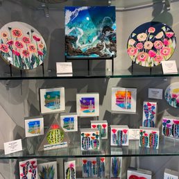 Loved this artist! Loved this artist!