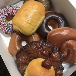 Seven Day Donut Shop - Donuts and Sausage Rolls with cheese