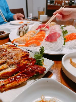 Doshi Sushi by null