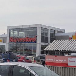Real Canadian Superstore - Storefront