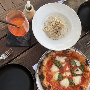 Il Brutto - Margharita pizza, Cacio e Pepe, frozen apperol spritz - Italian Near Me - Austin, Texas