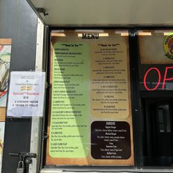 Taqueria Dona Ceci - Grilled chicken and other great menu items