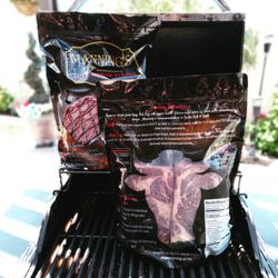 Manning's Meats - MANNING'S BAG OF STEAKS COME WITH
( 6 ) 10oz RIBEYE STEAKS