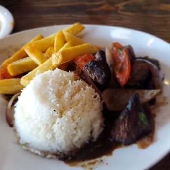 Aji Peruvian Cuisine - Lomo Saltado - Peruvian Near Me - Long Beach, California Aji Peruvian Cuisine - Lomo Saltado - Peruvian Near Me - Long Beach, California