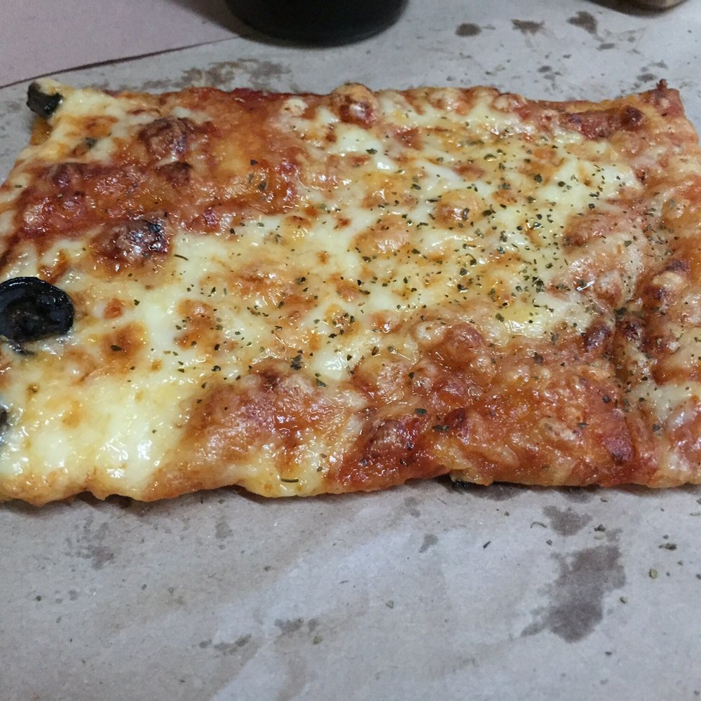 Renzo's Pizza - Pizza Near Me - Playa del Carmen, ROO Renzo's Pizza - Pizza Near Me - Playa del Carmen, ROO