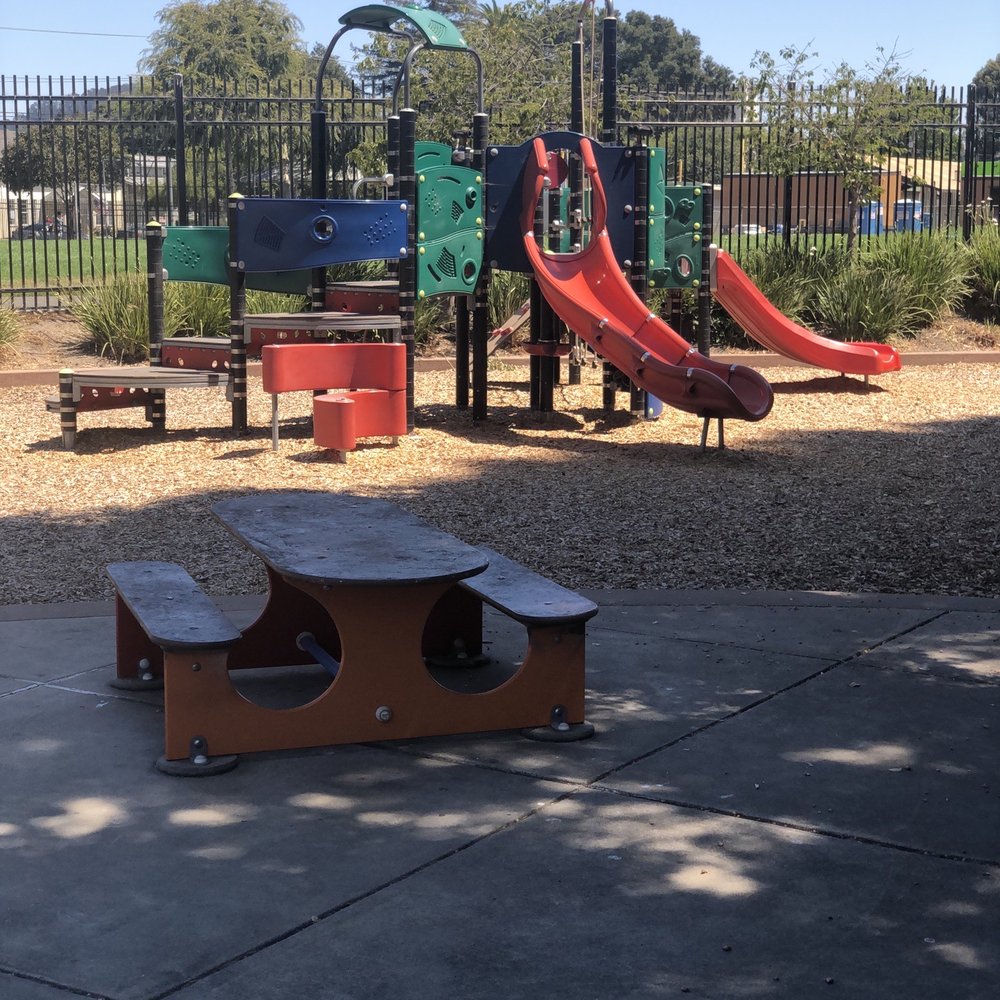 McCartney Park - Children's playground - Parks Near Me - San Leandro, California McCartney Park - Children's playground - Parks Near Me - San Leandro, California