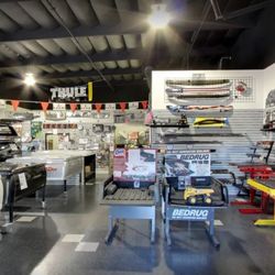Leer Truck Accessory Shop