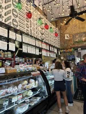 Little Hats Market by null Little Hats Market by null