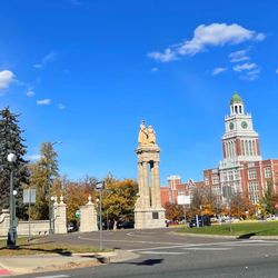 Sullivan Gateway