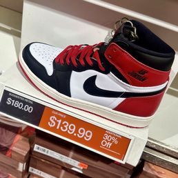 nike outlet at the citadel