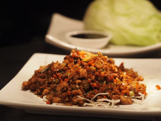 HakkaChow - Asian Eats by null