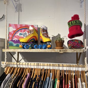 Rise - Used, Vintage & Consignment Near Me - Meredith, New Hampshire