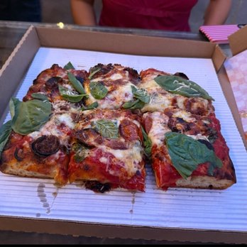 Revolver - Square Pepperoni pizza - Pizza Near Me - Santa Barbara, California Revolver - Square Pepperoni pizza - Pizza Near Me - Santa Barbara, California