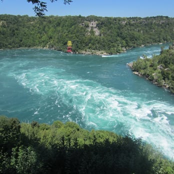 Queen Tour Niagara Falls Tours - Further downstream near the whirlpools - Bus Tours Near Me - Toronto, Ontario