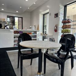 Muse the Salon