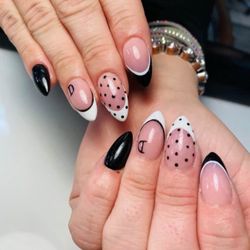 French Nail Spa
