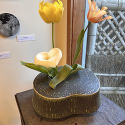 The Ren Brown Collection - Japanese vase