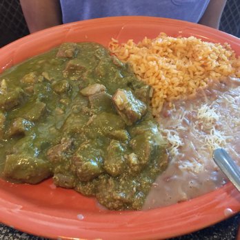 Roberta's Cocina Mexicana - Chile verde - more "vinegary" in flavor - Mexican Near Me - Sacramento, California Roberta's Cocina Mexicana - Chile verde - more "vinegary" in flavor - Mexican Near Me - Sacramento, California