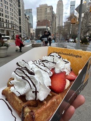Wafels & Dinges 5th Ave by null