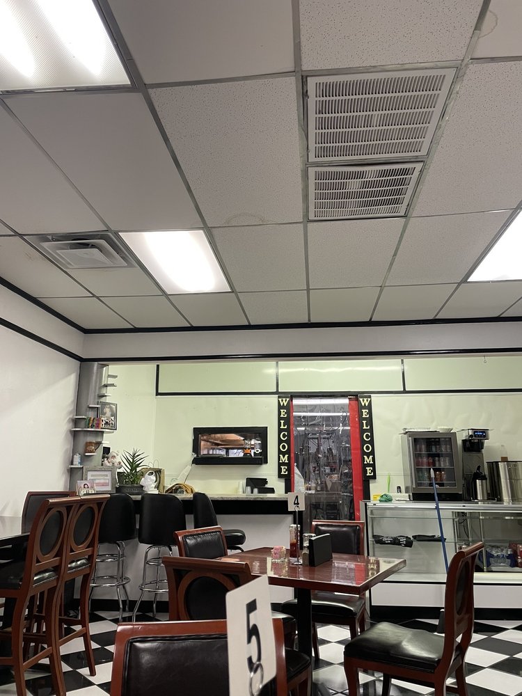 Broadway Cafe, Van Horn Roadtrippers