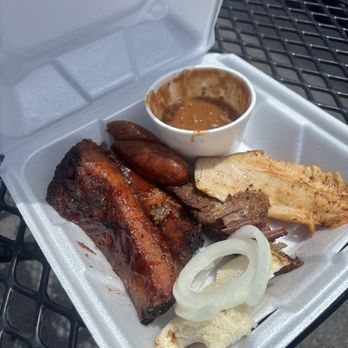 Firehole Bar-B-Que - Leftovers - Barbeque Near Me - West Yellowstone, Montana