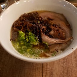 D6002 Black Garlic Ramen