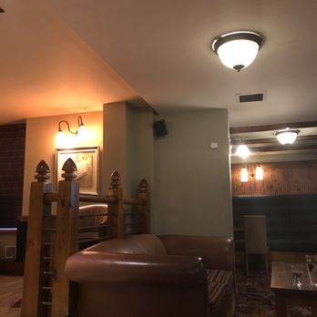 coach house premier inn trafford centre