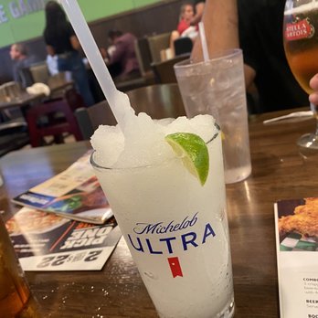 Beef 'O' Brady's - American Near Me - Tampa, Florida