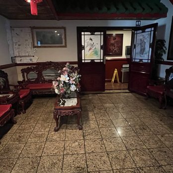 Mandarin - Waiting Area - Chinese Near Me - Macon, Georgia