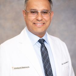 Shukri Makhlouf, MD