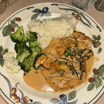 Prosecco Trattoria - Mary's Free-Range Chicken Breast - Italian Near Me - Toluca Lake, California