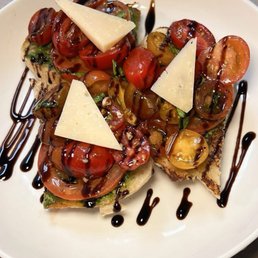 Bruschetta with pesto