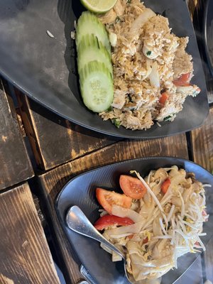 Sip Saam Thai by null