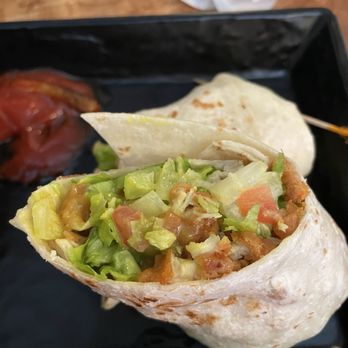 TK Tavern - Camillus - Chicken wrap - Sports Bars Near Me - Camillus, New York