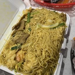 Vietnamese noodles meal (beef, chicken, shrimp) NO PORK