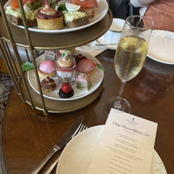 The Lounge - Cherry Blossom Afternoon Tea - Lounges Near Me - Washington, DC, District of Columbia