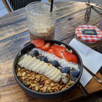 Cuppaflower - Granola bowl, vanilla yogurt on the bottom, fruit and Chia seeds - Coffee & Tea Near Me - Alexandria, NSW