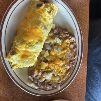 Evergreen Inn & Pub - Refried beans omelette with linguisa - Pubs Near Me - San Jose, California