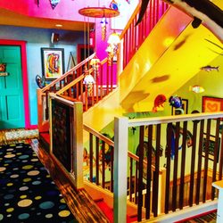 The Blue Water House - Unique decor.