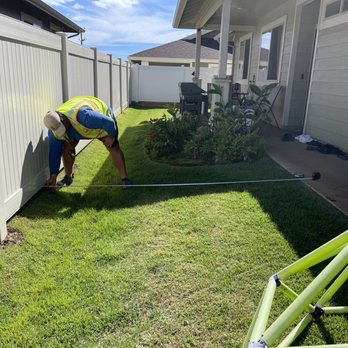 Synthetic Turf Systems Hawaii - Measuring yard space - Artificial Turf Near Me Synthetic Turf Systems Hawaii - Measuring yard space - Artificial Turf Near Me