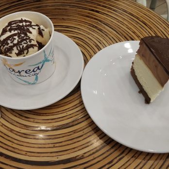 La Marea - Desserts Near Me - Cebu City, CEB